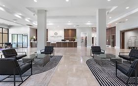 Harborside Hotel